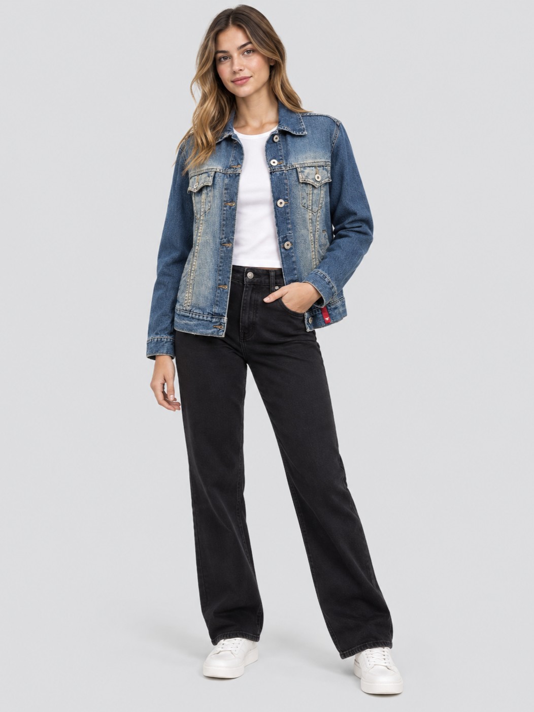 CAMPERA - KOSIUKO, imagen 1 de 4